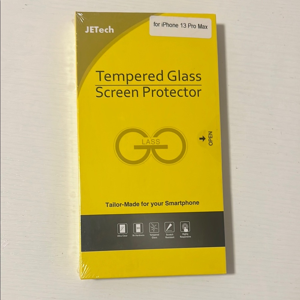 Screen Protectors (3pack) IPhone 13 Pro Max 
*FREE ADD ON with purchase
